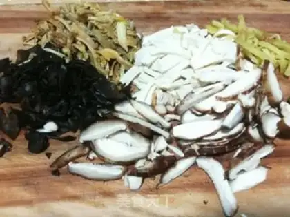 Make Spicy soup step 0