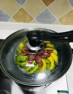 Make Pumpkin veggie pork step 5