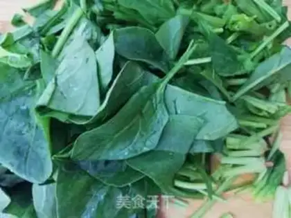 Make Spinach fried eggs step 0