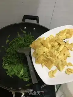 Make Pepper fried eggs step 3