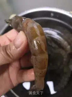 Make Spicy shrimp step 1