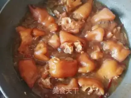 Make Red burning pig hoof step 20