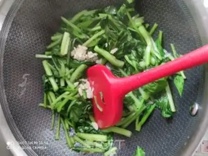Make Garlic cabbage step 6