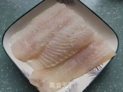 Make Scramble fish step 0