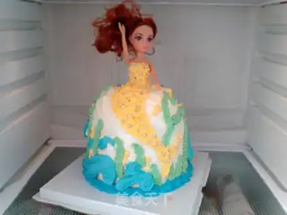 Make Barbie Mermaid step 16