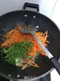 Make Carrot peppers, fried meat step 3