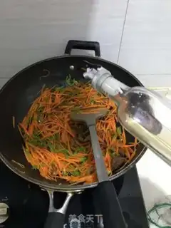 Make Carrot peppers, fried meat step 4