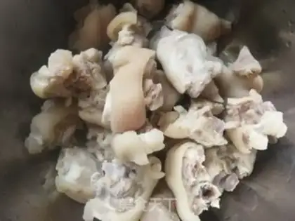 Make Pig hoof and soybeans step 5
