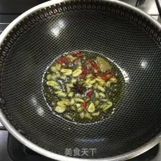 Make Chicken claws and eggs step 4