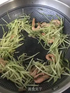 Make Shrimp fan radish soup step 9