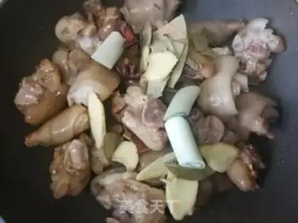 Make Pig hoof and soybeans step 12