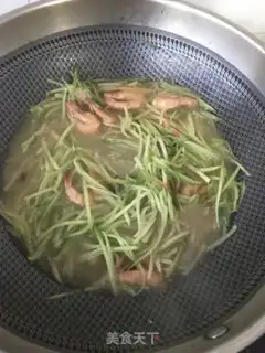 Make Shrimp fan radish soup step 12