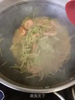 Make Shrimp fan radish soup step 13