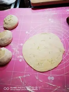 Make Cracker onions step 18