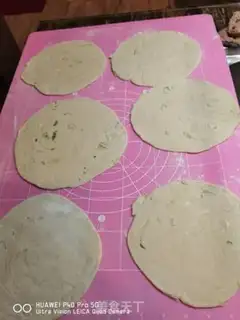 Make Cracker onions step 19