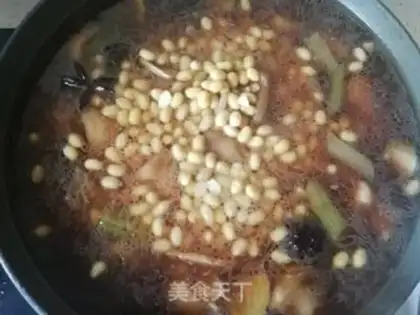 Make Pig hoof and soybeans step 18