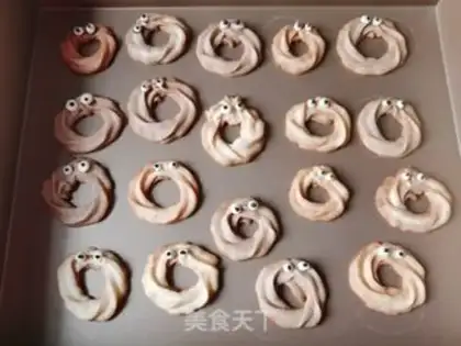 Make Big Eyes cookies step 11