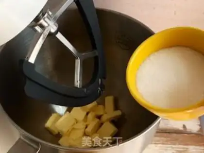 Make Gold coconut ball step 2