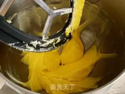 Make Gold coconut ball step 5