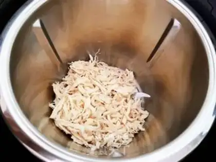 Make The seaweed chicken pine step 5