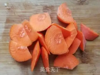 Make Carrot and guacamole step 1