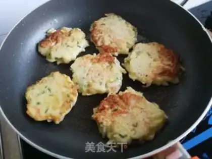 Make Shrimp-skin egg radish step 5