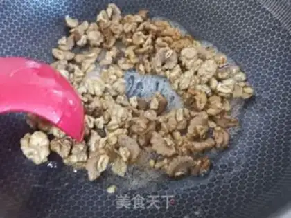 Make Amber walnuts step 7