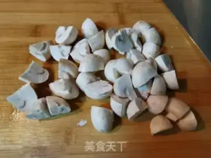 Make A simple, quick hand step 1