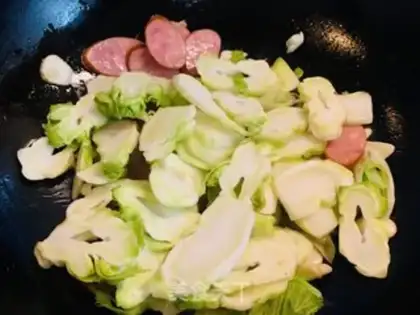 Make Pyramid cuisine step 4