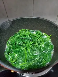 Make Garlic pasta step 4