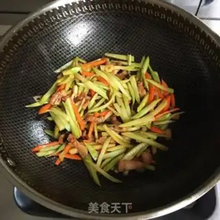 Make The broccoli pole step 7