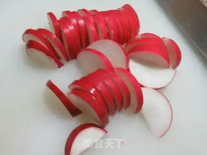 Make Egg dumpling radish soup step 2