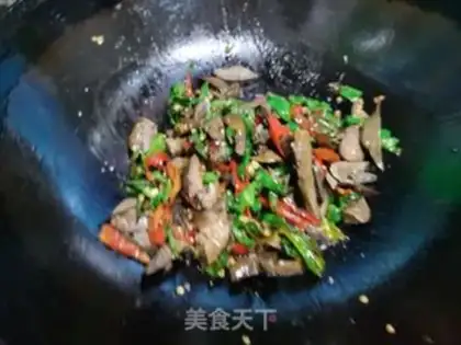 Make Double pepper fried duck liver step 4