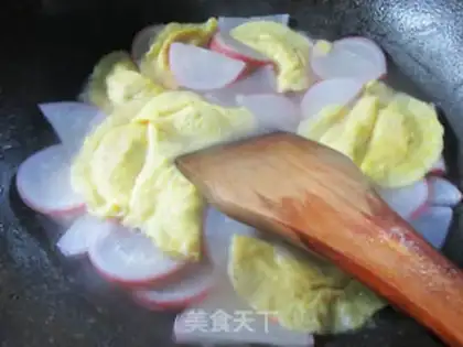 Make Egg dumpling radish soup step 8