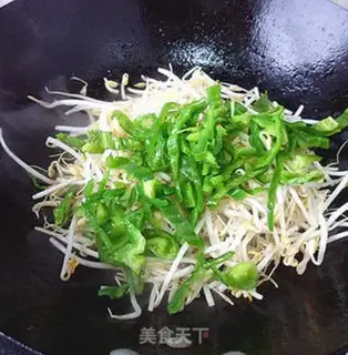 Make Green bean sprouts step 4