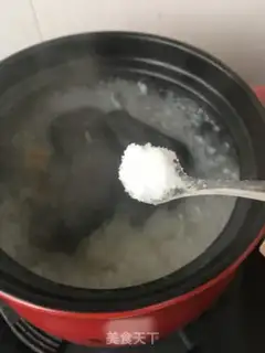 Make The natives are eating chicken soup step 11