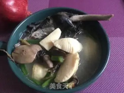 Make The natives are eating chicken soup step 13