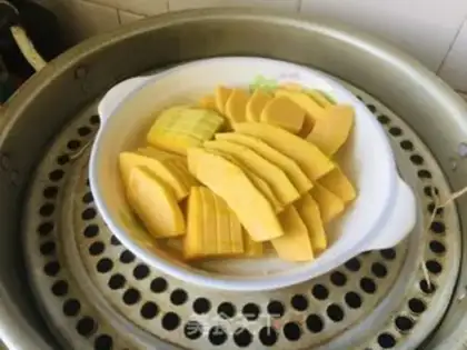 Make Pumpkinballs step 1