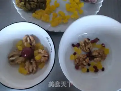 Make Pineapple rice step 2