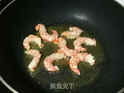 Make Pumpkin noodles for mushroom shrimp step 3