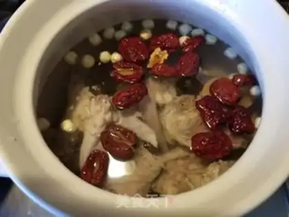 Make The lamb belly abalone chicken soup step 9