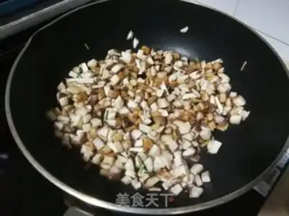 Make Pumpkin noodles for mushroom shrimp step 5