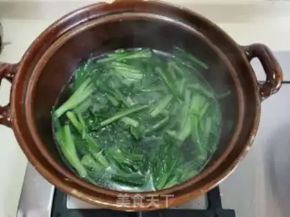 Make Spring food fishball soup step 4