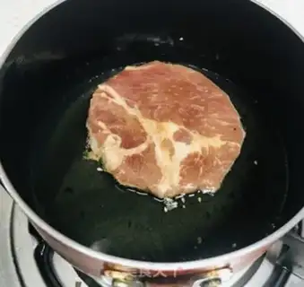 Make Pork noodles step 2