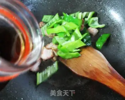 Make Five flowers and iron sticks step 5