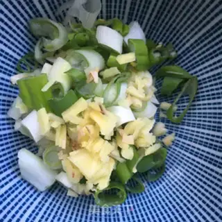 Make The cabbage noodles step 2