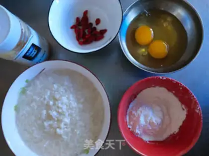 Make Rice and egg soup step 0