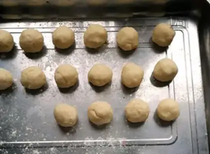 Make Red sugar fried cake step 5