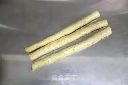 Make Pumpkin rolls step 0
