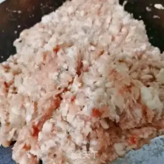 Make Shrimp dumplings step 1